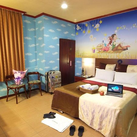 Golden Swallow Hotel Xinzhu Zewnętrze zdjęcie