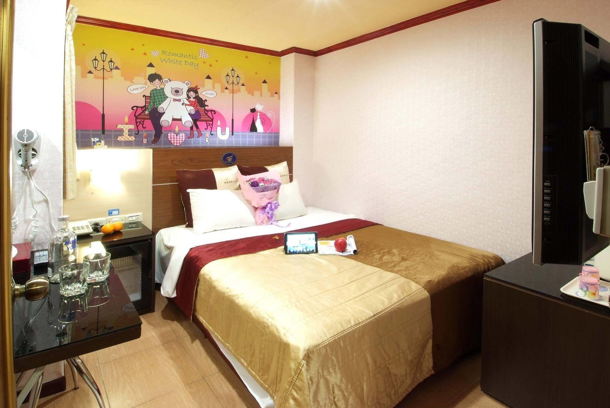 Golden Swallow Hotel Xinzhu Zewnętrze zdjęcie