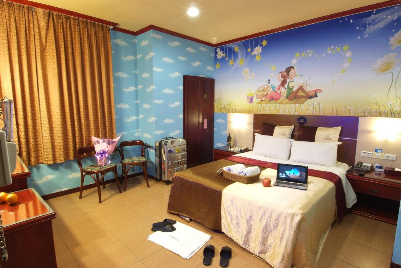 Golden Swallow Hotel Xinzhu Zewnętrze zdjęcie