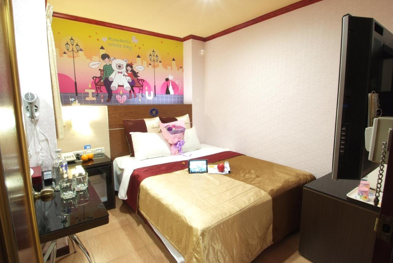 Golden Swallow Hotel Xinzhu Zewnętrze zdjęcie